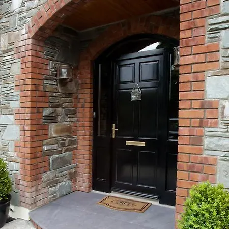 別荘 Manor House